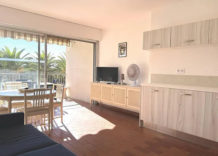 Cosy Proche Plage, - Fr-1-251-847 Apartment Le Lavandou
